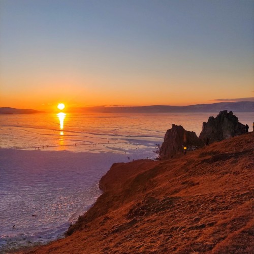 По зимнему Ольхону в мини-группе: все виды льда и главные места