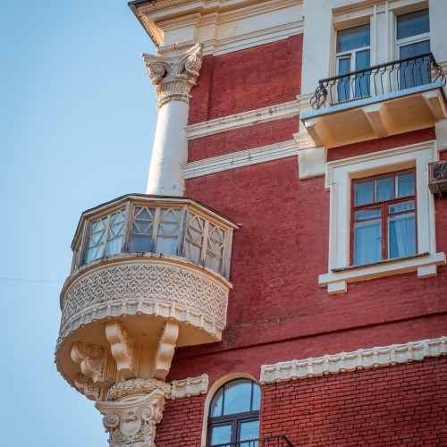 Фотопрогулка в Москве «Архитектурные цитаты на Патриарших»