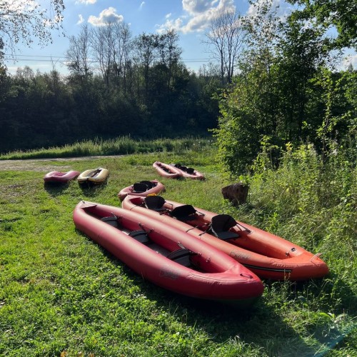 Первый раз с веслом в руках: лёгкий сплав по реке Воре (всё включено)