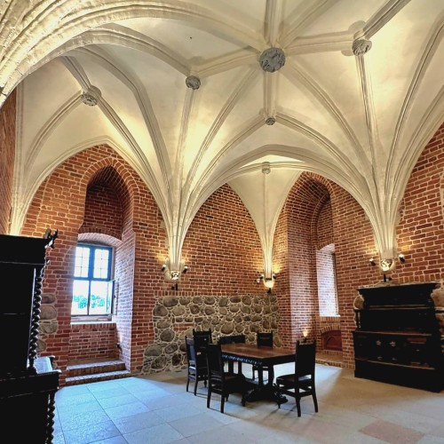 Ваше персональное путешествие во времени: Калининград, курорты, замки