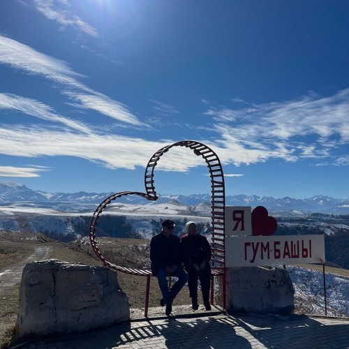 Своей компанией по Домбаю: Тебердинский заповедник, горы, пещеры, озёра