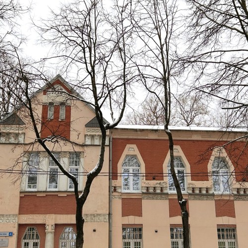 «…точно маленький итальянский городишко…»
