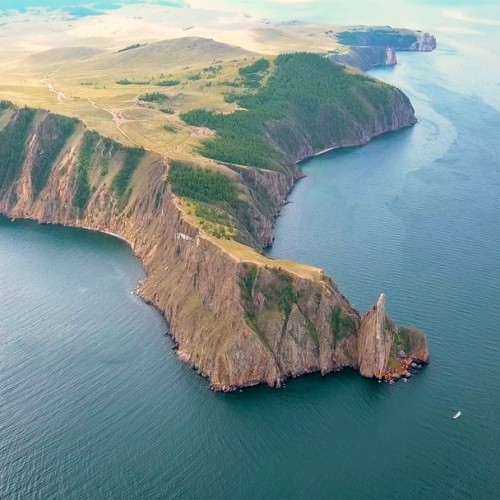 Большое Байкальское путешествие: Ольхон, Байкальск и бескрайнее озеро