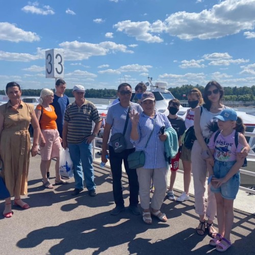 В Петергоф на скоростном судне: экскурсия по Нижнему парку и Большому дворцу