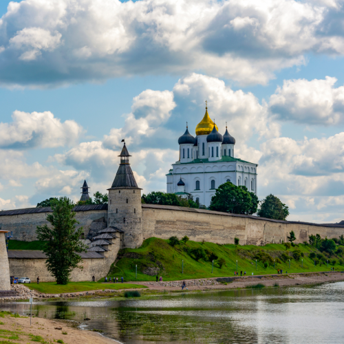 Первое знакомство с Псковским кремлём