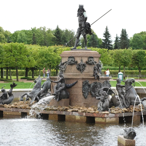Петергоф — резиденция Петра Великого