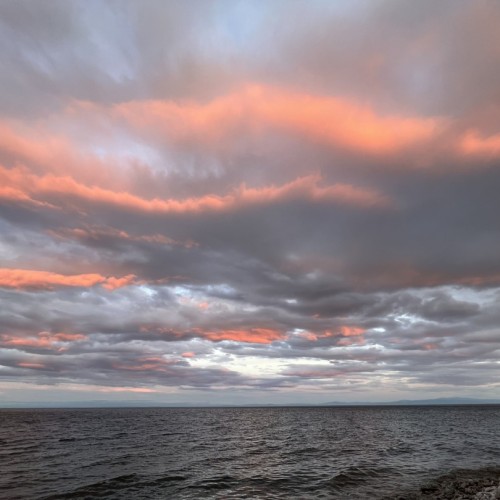 Экстрим-экспедиция на лодке вокруг Ольхона и рыбалка на Байкале только для вас