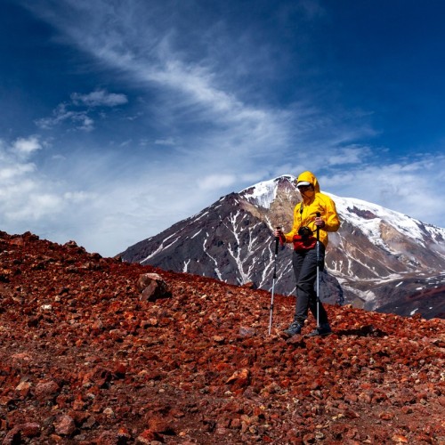Туда, где горы дышат огнём: сплав, восхождение и джиппинг в мини-группе