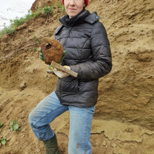 За окаменелостями музейного уровня в Ярославскую область с палеонтологом