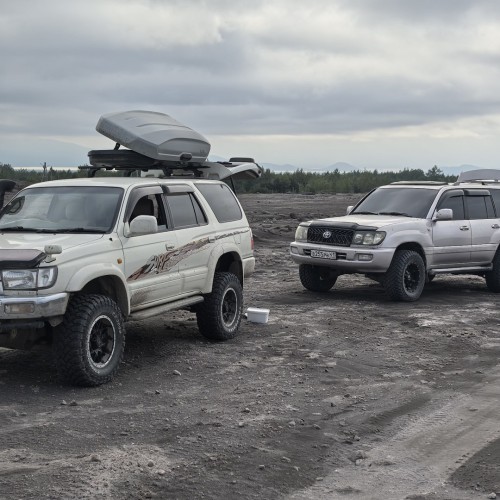 Джип-тур по дикой Камчатке: вулканы, источники, пикники на природе (всё включено)