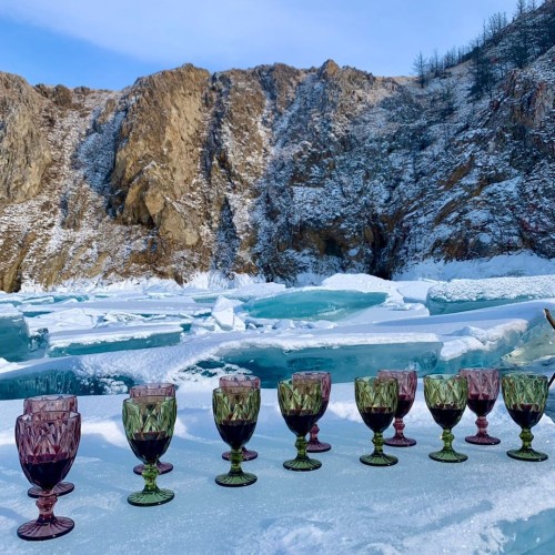 Царство льда: путешествие «всё включено» по главным достопримечательностям Байкала