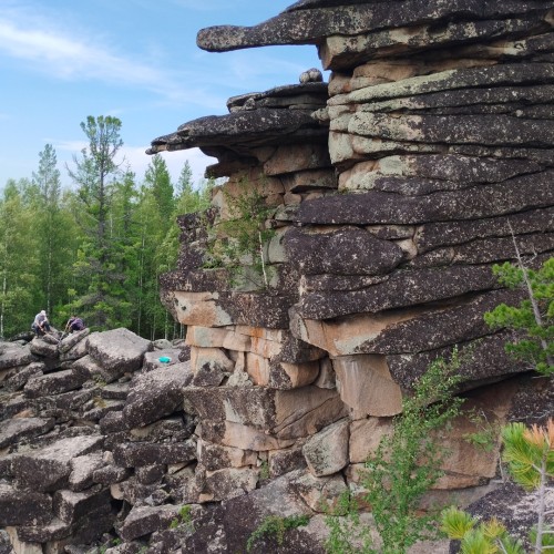 Индивидуальный поход на Кутурчинское Белогорье: причудливые скалы и кедровая тайга (всё включено)
