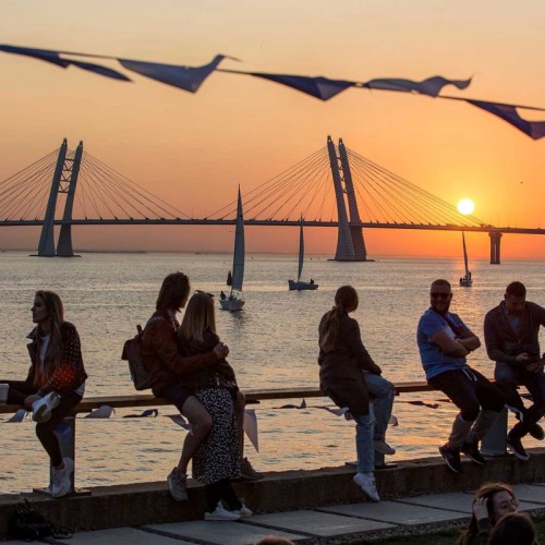 Метаморфозы бывшей промзоны: Севкабель Порт, Брусницын, Исткабель