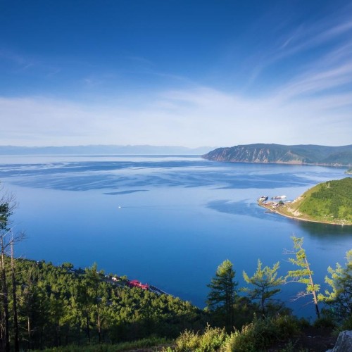 В Листвянку всей семьёй: музей «Тальцы», обсерватория, смотровые и Байкал