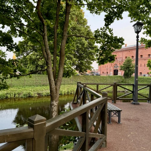 Петербург для жаворонков, или Утренняя прогулка по Петроградской стороне