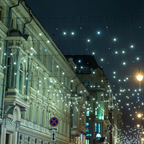 По вечерней Москве — с актрисой!