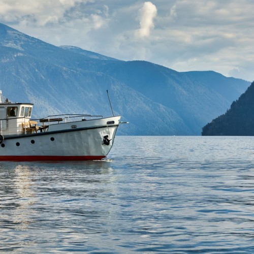 Насыщенная поездка в инопланетный край: сплав по Катуни, Телецкое озеро и долина Чулышман