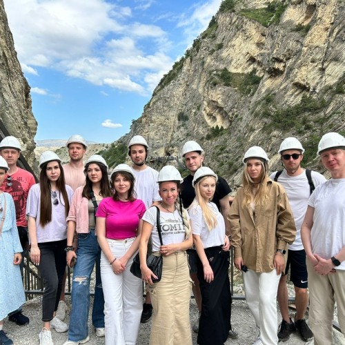 Ни в чём себе не отказывать в Дагестане: джип-путешествие по знаковым локациям