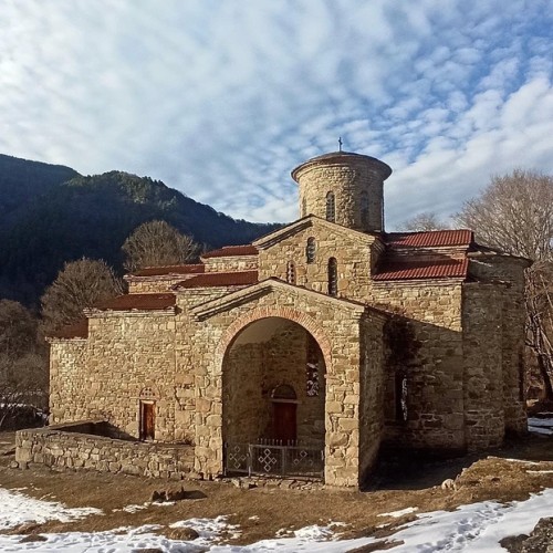 Уик-энд в Архызе: автовыезд по главным местам региона в мини-группе