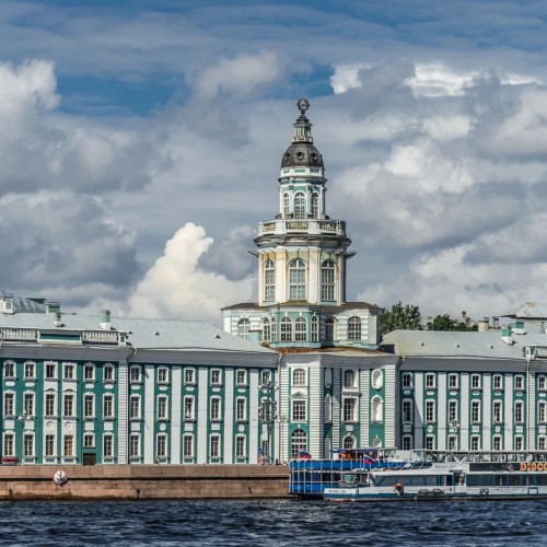 Романтика и тайны невских берегов