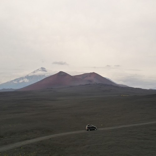 Джип-экспедиция своей компанией по экстремальному бездорожью к вулкану Плоский Толбачик