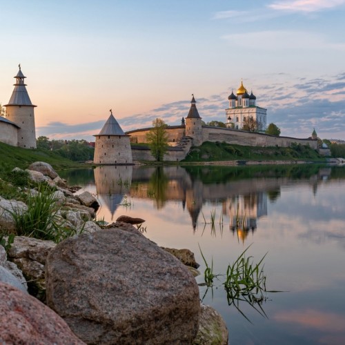 Путешествие в Псков: Пушкинские места, древние крепости и монастыри, Ореховно, Себеж и Остров