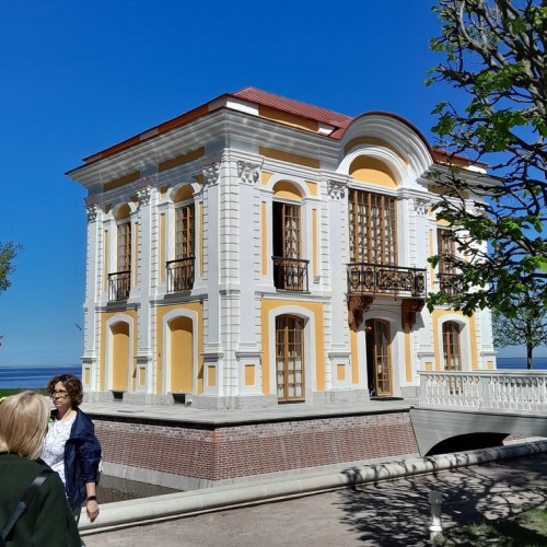 Побывать в Петергофе — с индивидуальной экскурсией