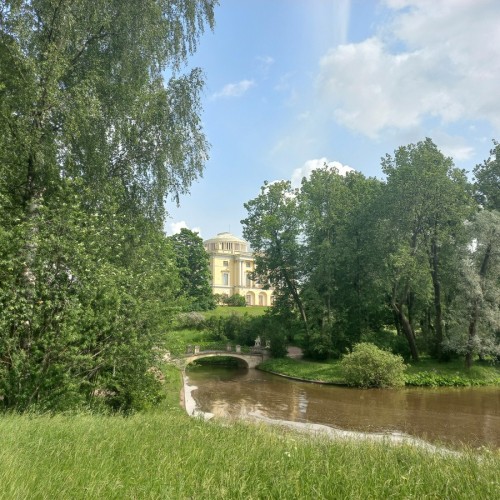 Императорские резиденции Петербурга: дворцово-парковый ансамбль в Павловске