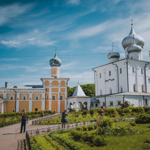 По государевой дороге: из Петербурга — в Великий Новгород и на Валдай