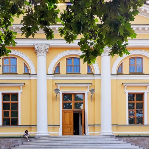 Секреты Александровского парка