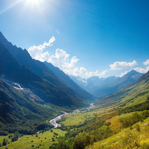 Курорты и горы Кавказа: Эльбрус и Домбай, Пятигорск и Кисловодск