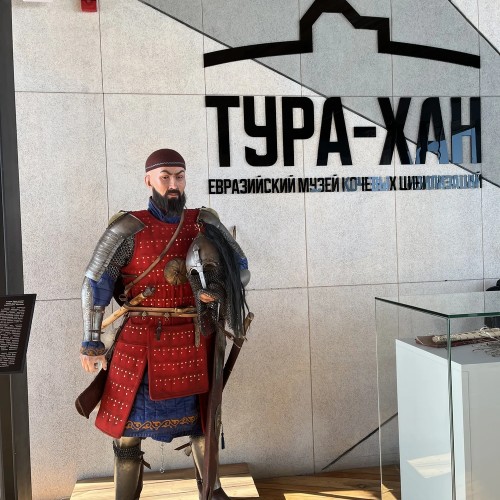 Из Уфы — к мавзолею Тура-хана