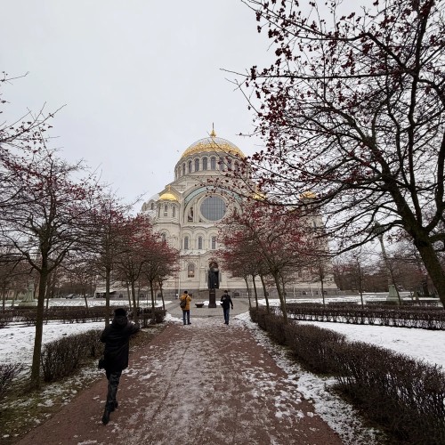 «Лахта-центр» и Кронштадт — из Петербурга