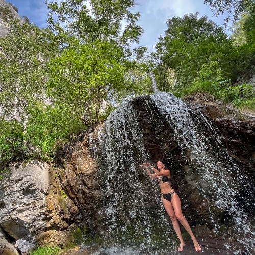 Экскурсия, фотосессия и съёмка рилс в топовых локациях Чемальского района