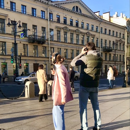 Неприличный публичный Невский: аудиоэкскурсия по Петербургу (21+)