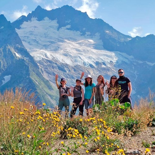 Домбай и Архыз: треккинг налегке с проживанием в гостинице