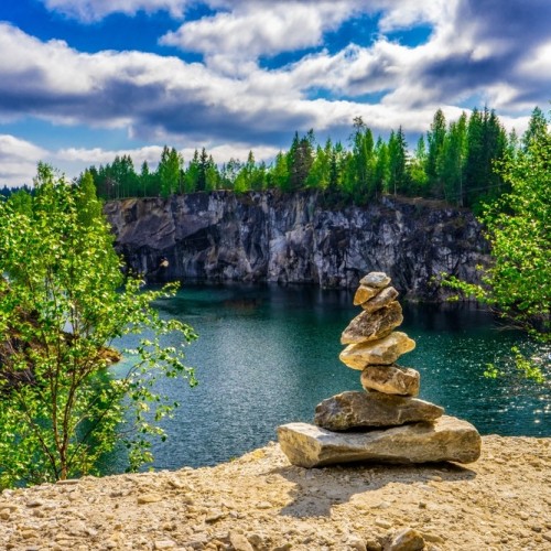 Из Санкт-Петербурга в Карелию: «Рускеала», остров Валаам, добыча минералов и прогулка на сапах