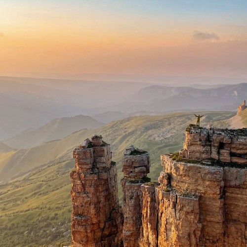 Кавказ для вас индивидуально: горный Кисловодск, легендарный Домбай и Верхняя Балкария