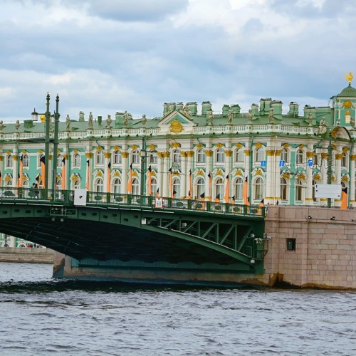 Обзорная по Петербургу + посещение Золотой или Бриллиантовой кладовой