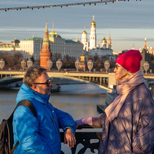 Фотопрогулка «П&П (полезное с приятным) на Патриаршем мосту Москвы»