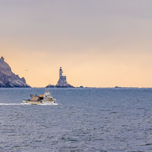 На Кунашир за вулканическими пейзажами: активное путешествие на внедорожнике в мини-группе
