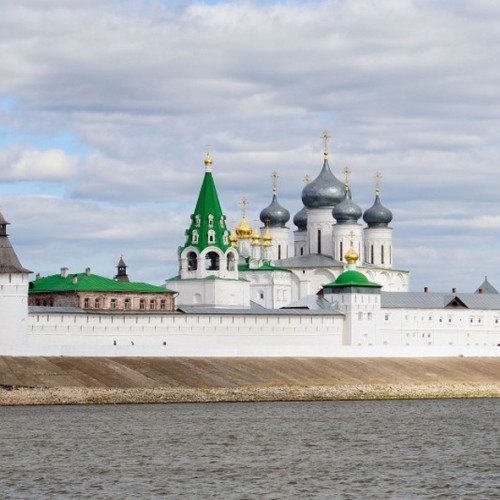 По стопам святого Макария: Желтоводский Макариев монастырь, ярмарка + канатка