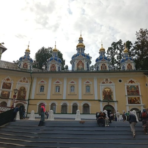 Из Санкт-Петербурга в Псковскую область: Талабские острова, Псков и Печоры