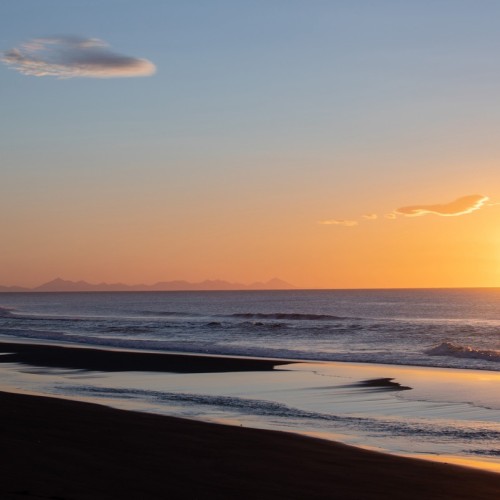 Большой поход с рюкзаками и палатками по Камчатке: вулканы, Тихий океан, термы и альпийские луга