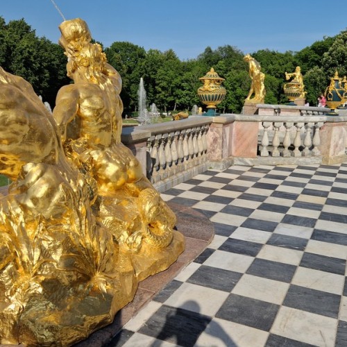 Петра творения за выходные из Москвы: Северная столица, Кронштадт, Петергоф