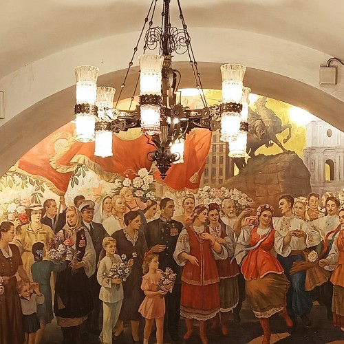 Роскошь старого московского метро: 17 самых красивых станций