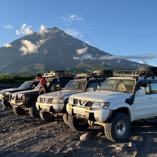 На Камчатку с вулканологом: VIP-экспедиция с прогулкой на вертолёте, рыбалкой, баней и деликатесами