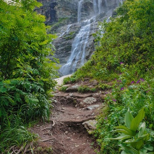 Домбай и Архыз: треккинг налегке с проживанием в гостинице