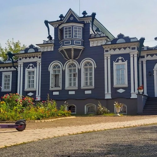 На самокатах — по улицам Иркутска