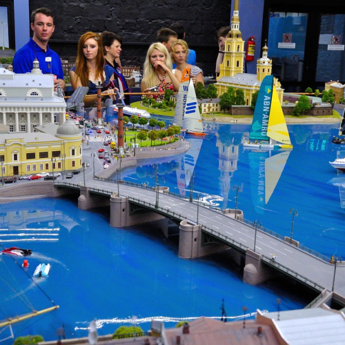 Вся Россия в миниатюре + метро Петербурга